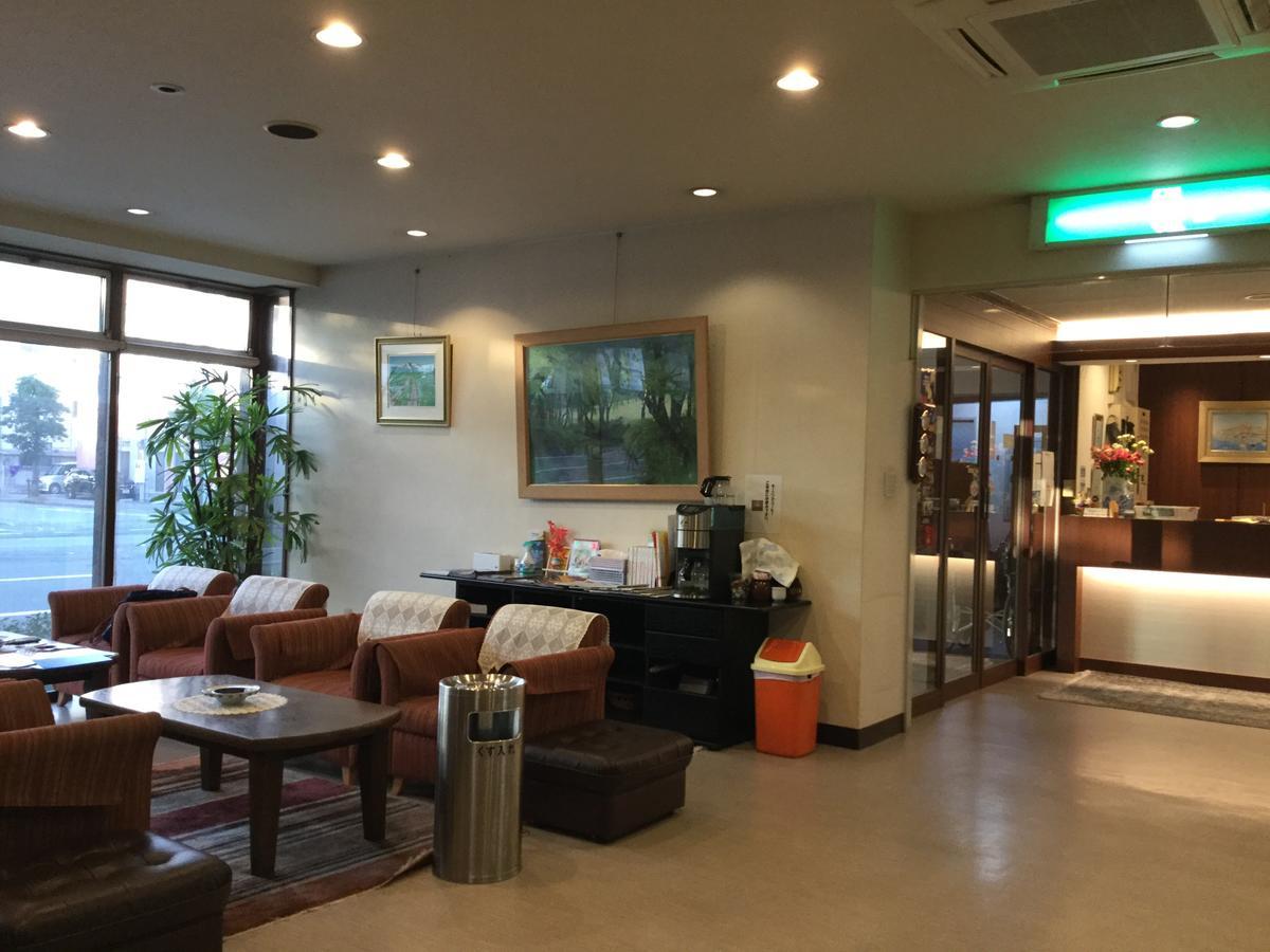 Business Hotel Sakigake Honkan Химедзи Экстерьер фото