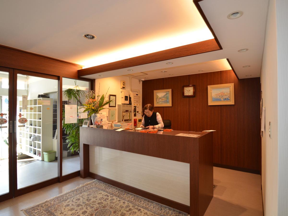 Business Hotel Sakigake Honkan Химедзи Экстерьер фото